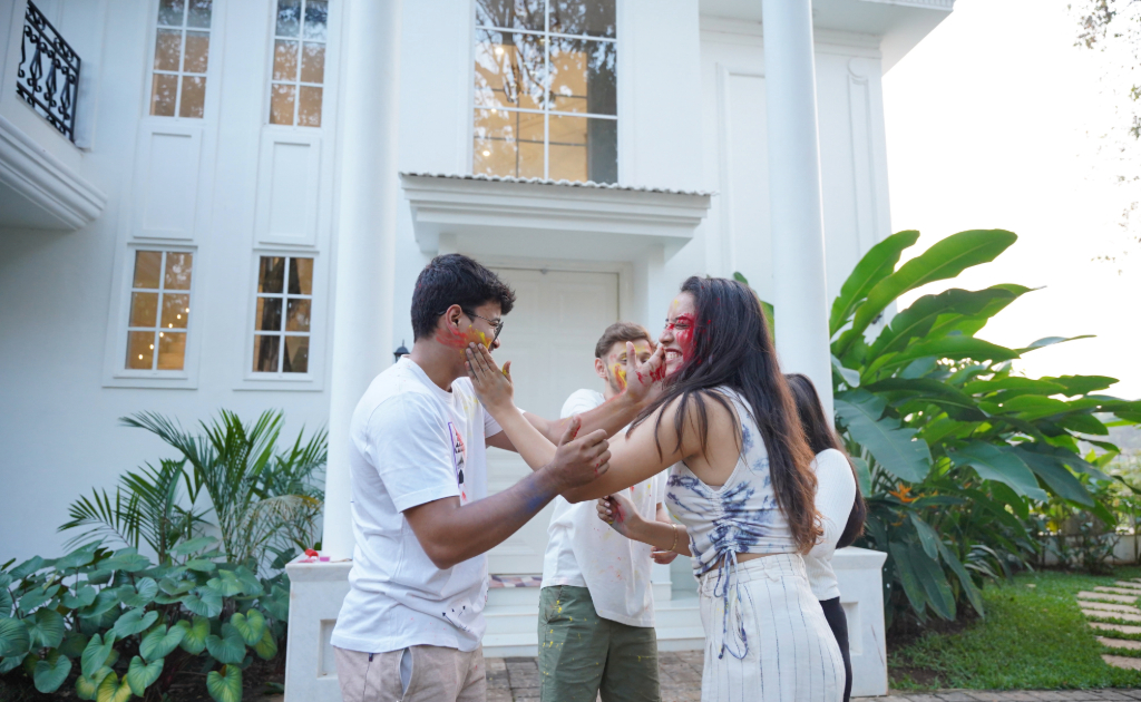 holi celebration in goa