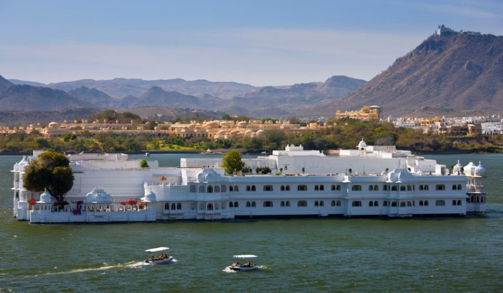 Explore Udaipur's Cultural Heritage